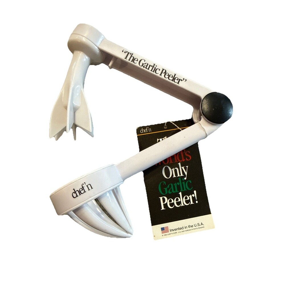 Chef’n white Garlic Peeler NEW